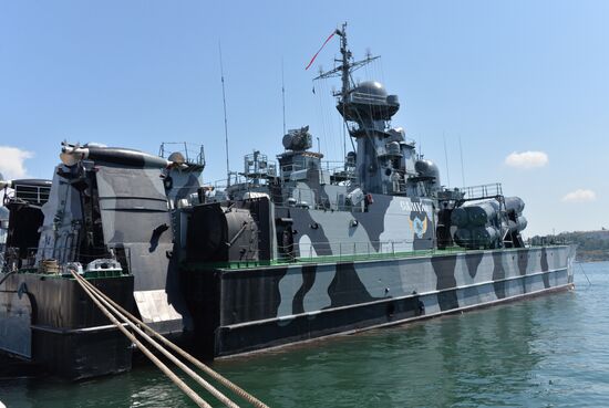 Samum missile hovercraft