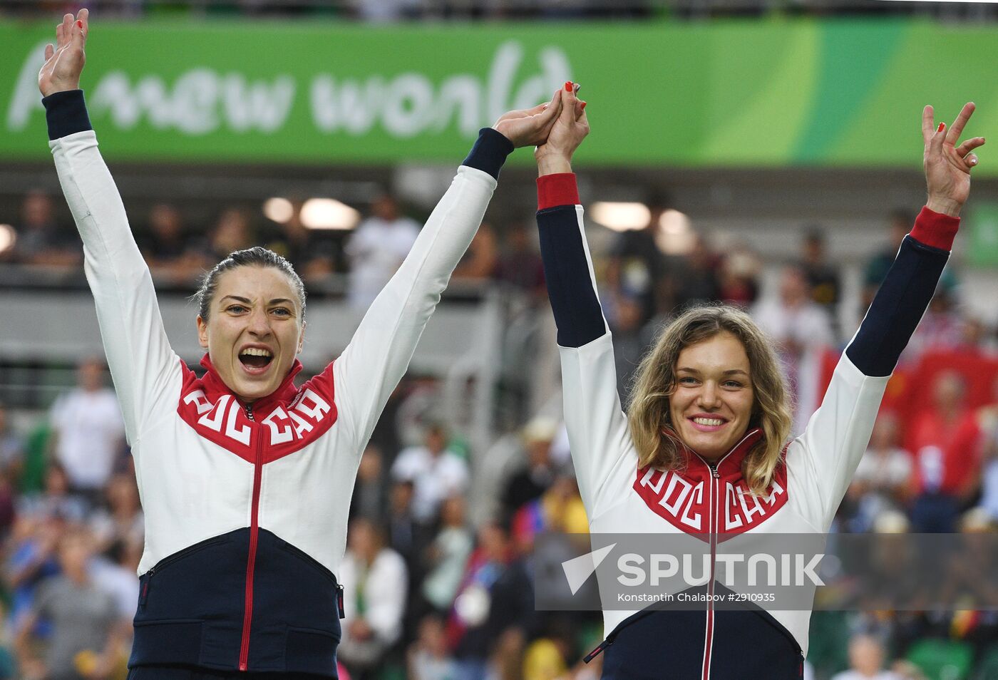 2016 Summer Olympics. Track cycling. Women's team sprint