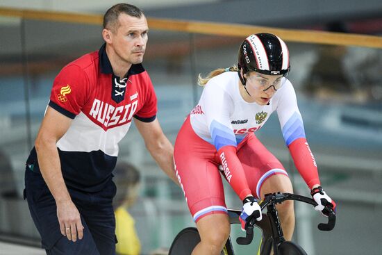 2016 Summer Olympics. Track cycling. Women's team sprint