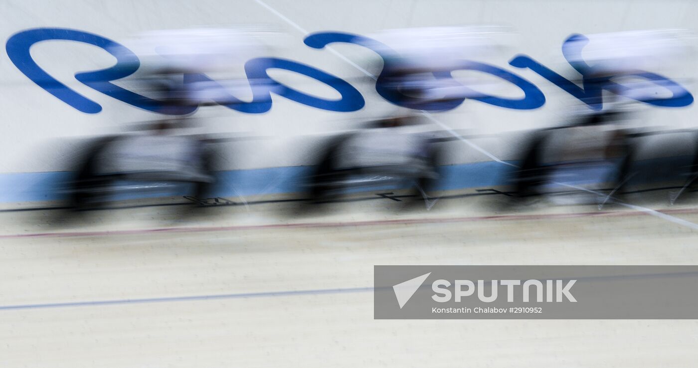 2016 Summer Olympics. Track cycling. Women's team sprint