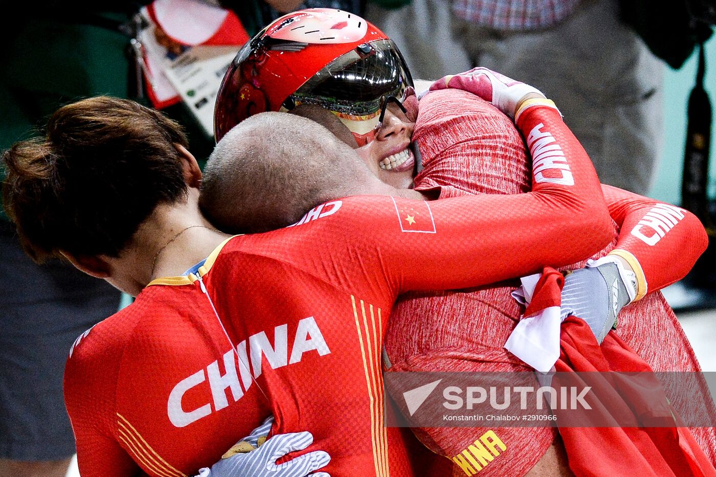 2016 Summer Olympics. Track cycling. Women's team sprint