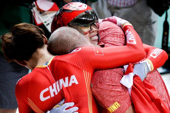 2016 Summer Olympics. Track cycling. Women's team sprint