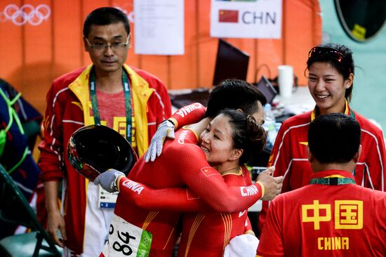 2016 Summer Olympics. Track cycling. Women's team sprint