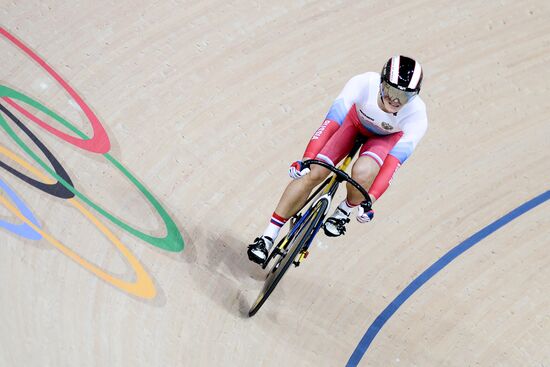 2016 Summer Olympics. Track cycling. Women's team sprint