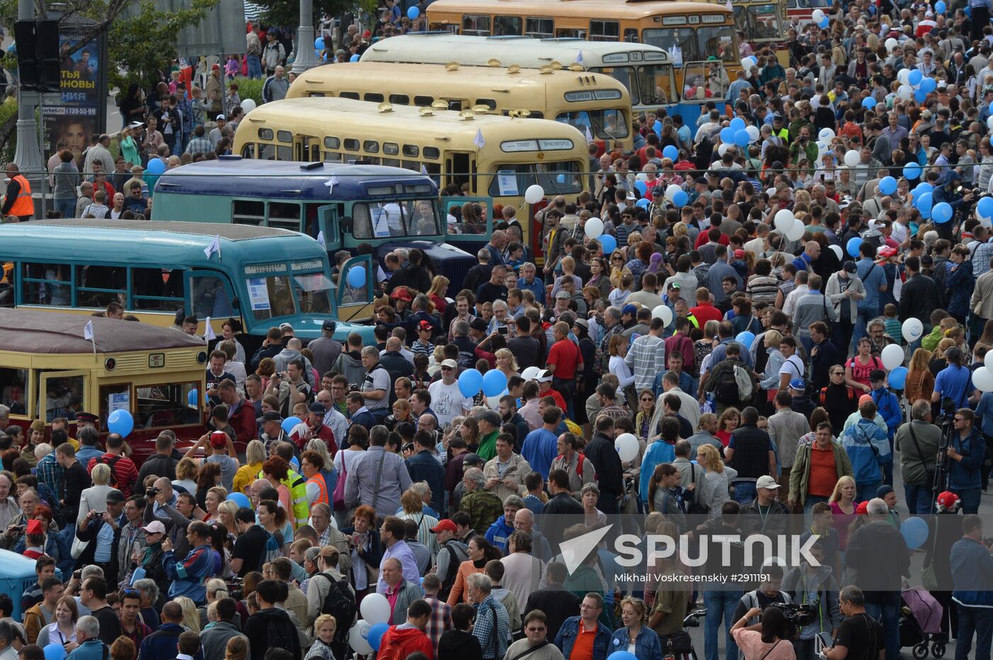 Moscow bus holiday