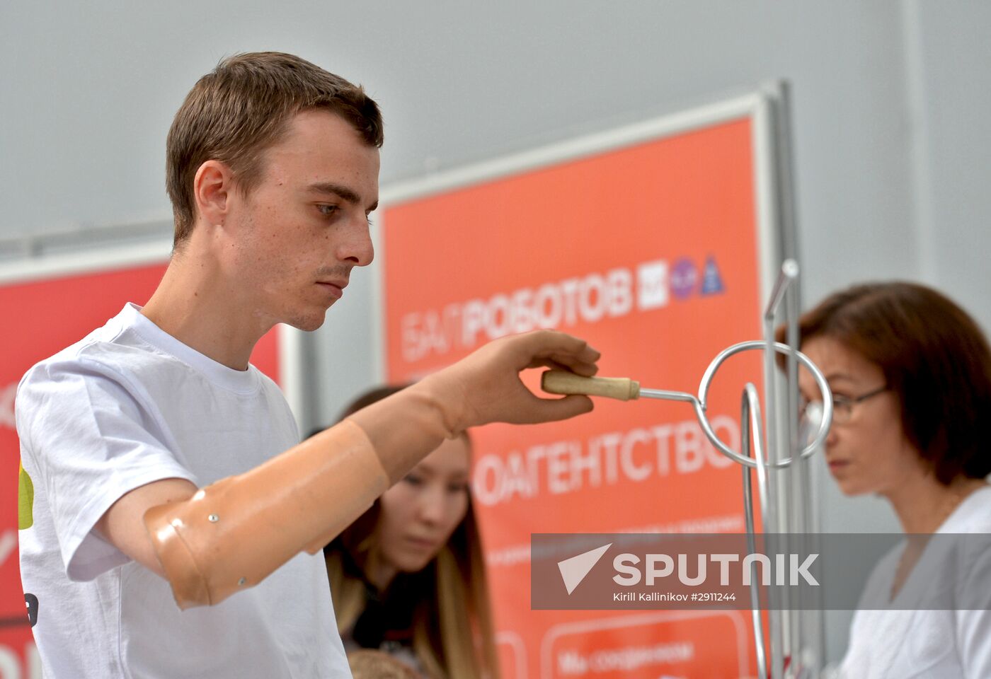 Russia's first contest among handicapped people Cybathlon
