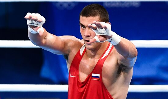 2016 Summer Olympics. Boxing. Men. Evgeny Tishchenko vs. Rustam Talaganov