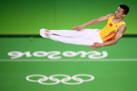 2016 Summer Olympics. Trampoline Gymnastics. Men