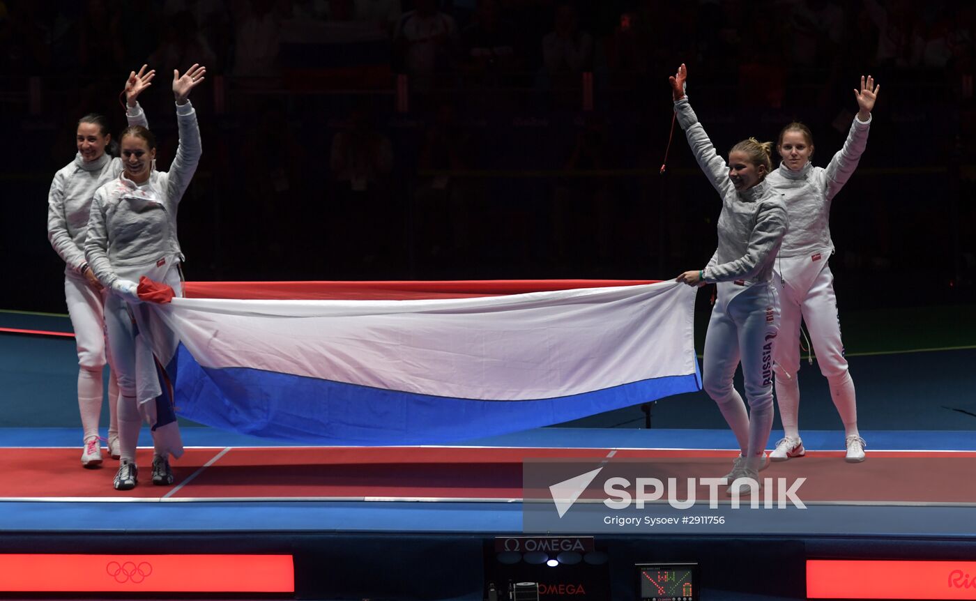 2016 Summer Olympics. Fencing. Women's saber team