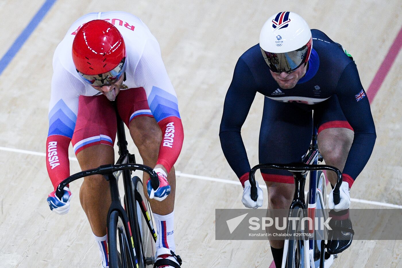 2016 Summer Olympics. Track cycling. Men's sprint semifinal