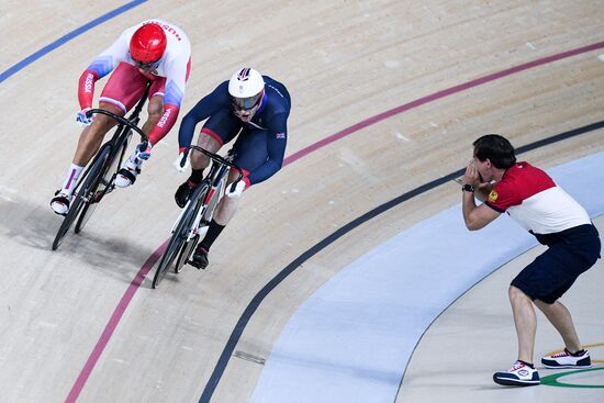 2016 Summer Olympics. Track cycling. Men's sprint semifinal