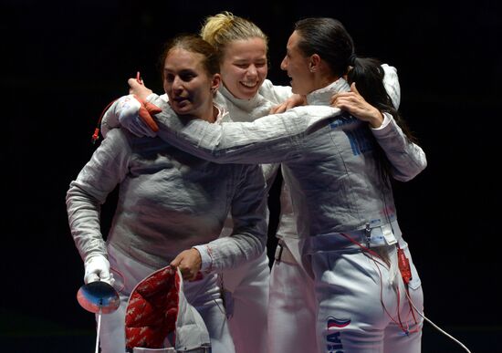 2016 Summer Olympics. Fencing. Women's saber team