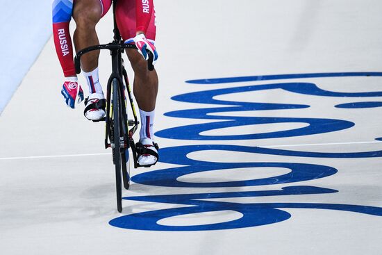 2016 Summer Olympics. Track cycling. Men's sprint semifinal