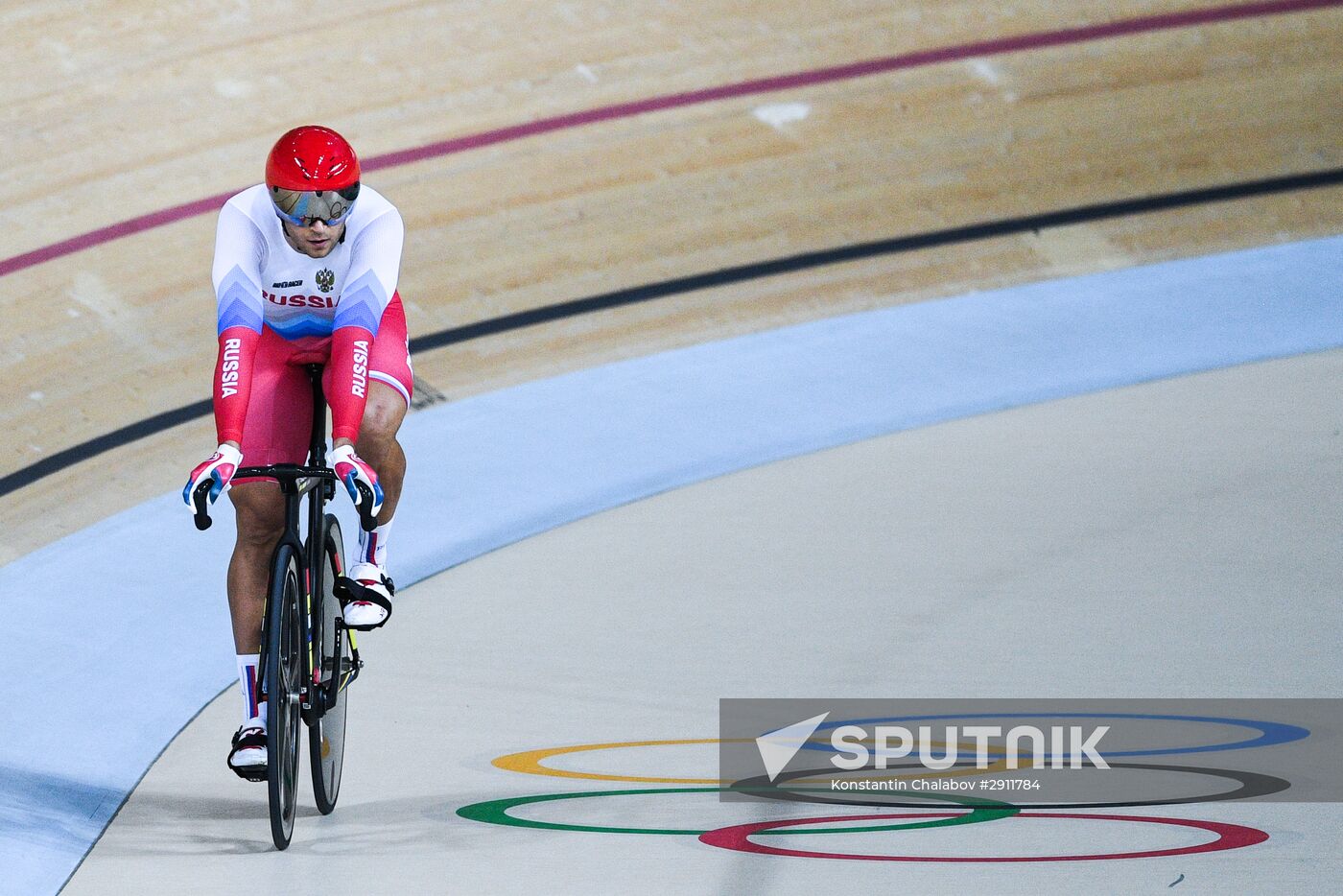 2016 Summer Olympics. Track cycling. Men's sprint semifinal