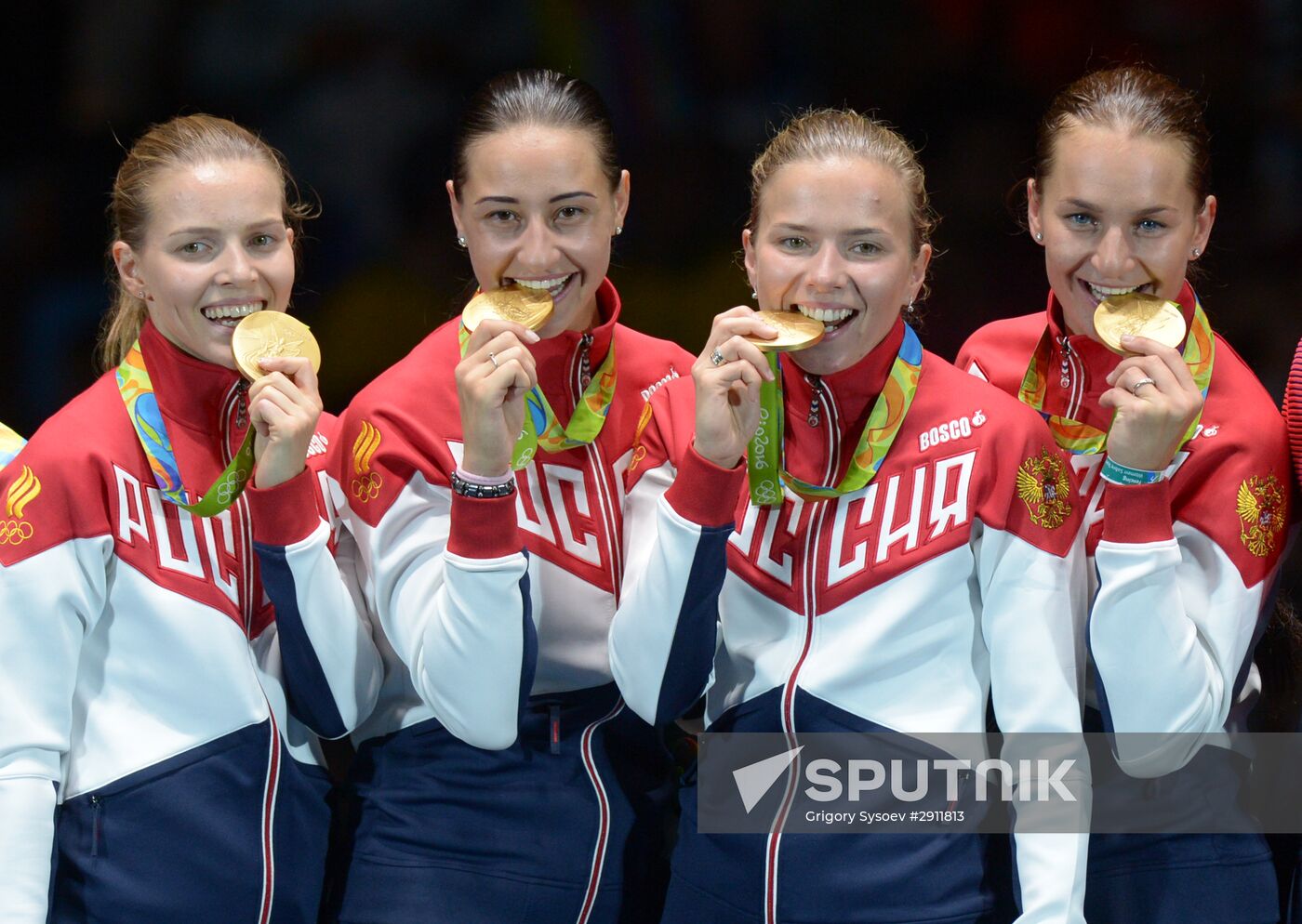 2016 Summer Olympics. Fencing. Women's saber team