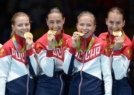 2016 Summer Olympics. Fencing. Women's saber team