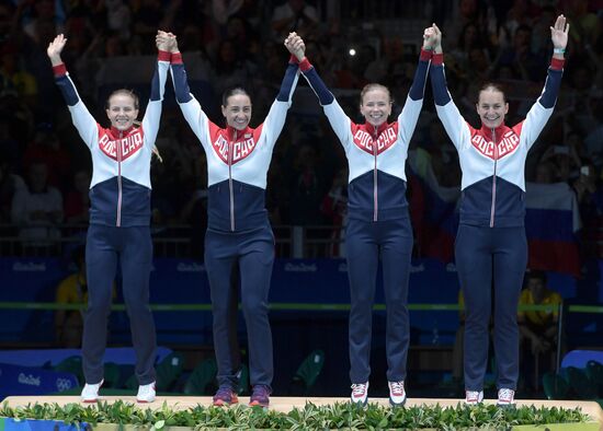 2016 Summer Olympics. Fencing. Women's saber team