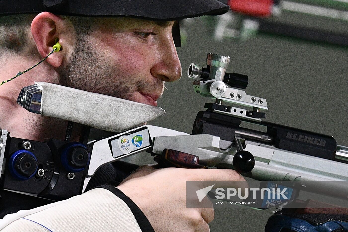 2016 Summer Olympics. Shooting sport. Men's 50m rifle 3 positions