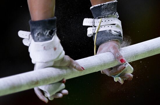 2016 Summer Olympics. Artistic gymnastics. Women. Uneven bars