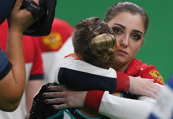 2016 Summer Olympics. Artistic gymnastics. Women. Uneven bars