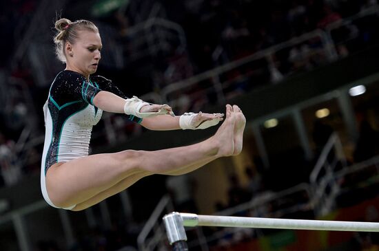 2016 Summer Olympics. Artistic gymnastics. Women. Uneven bars