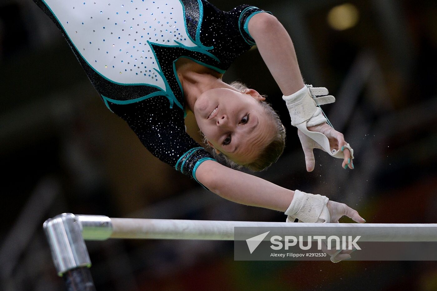 2016 Summer Olympics. Artistic gymnastics. Women. Uneven bars