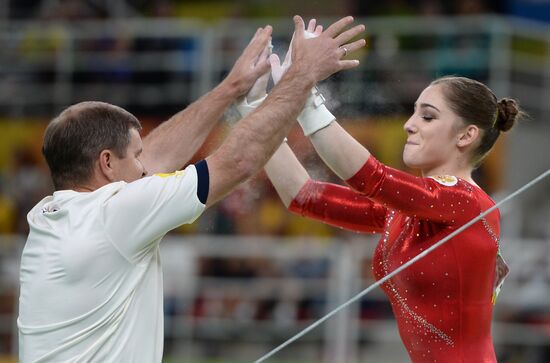 2016 Summer Olympics. Artistic gymnastics. Women. Uneven bars