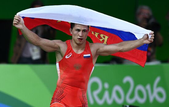 2016 Summer Olympics. Greco-Roman wrestling. Day One