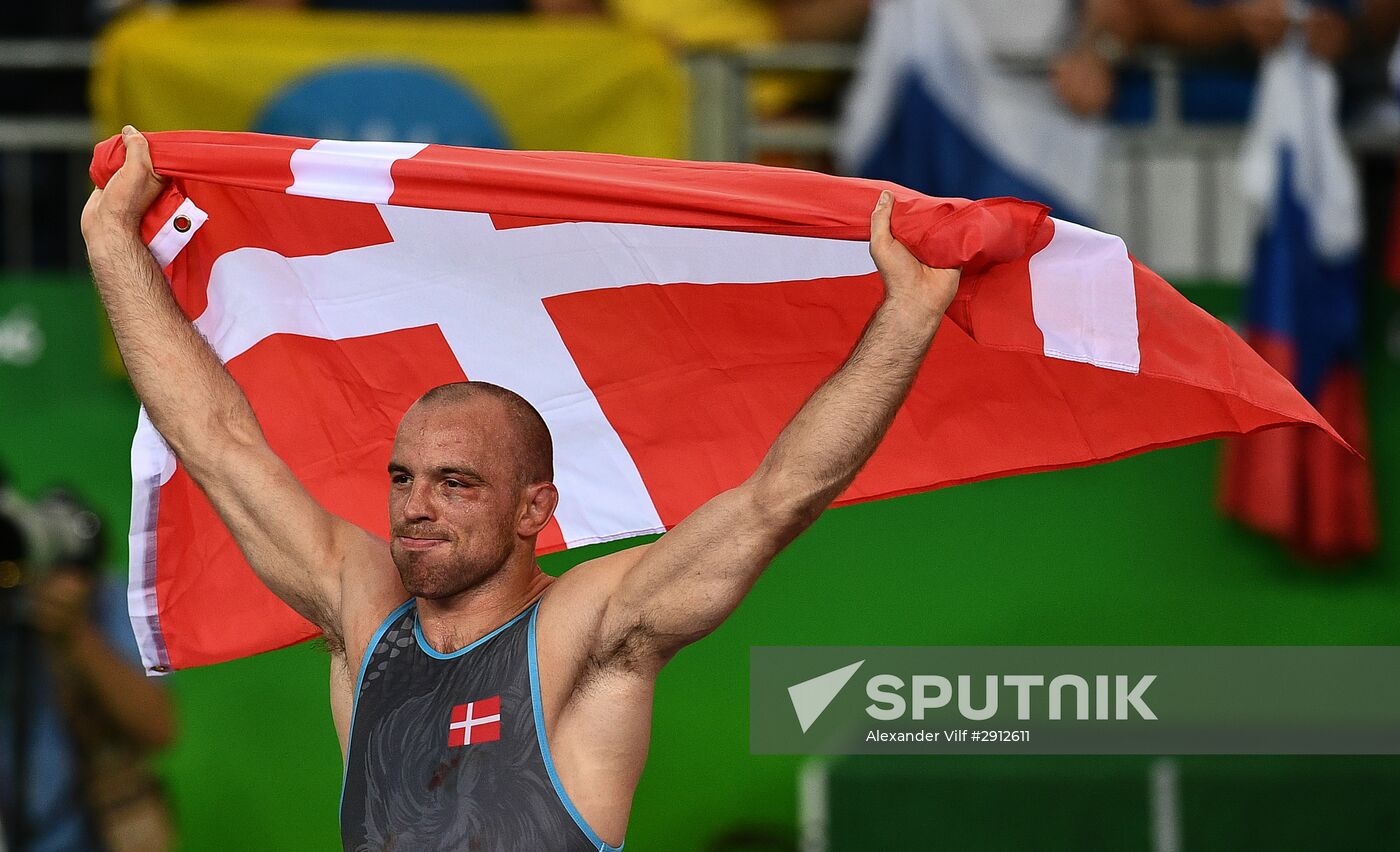 2016 Summer Olympics. Greco-Roman wrestling. Day One