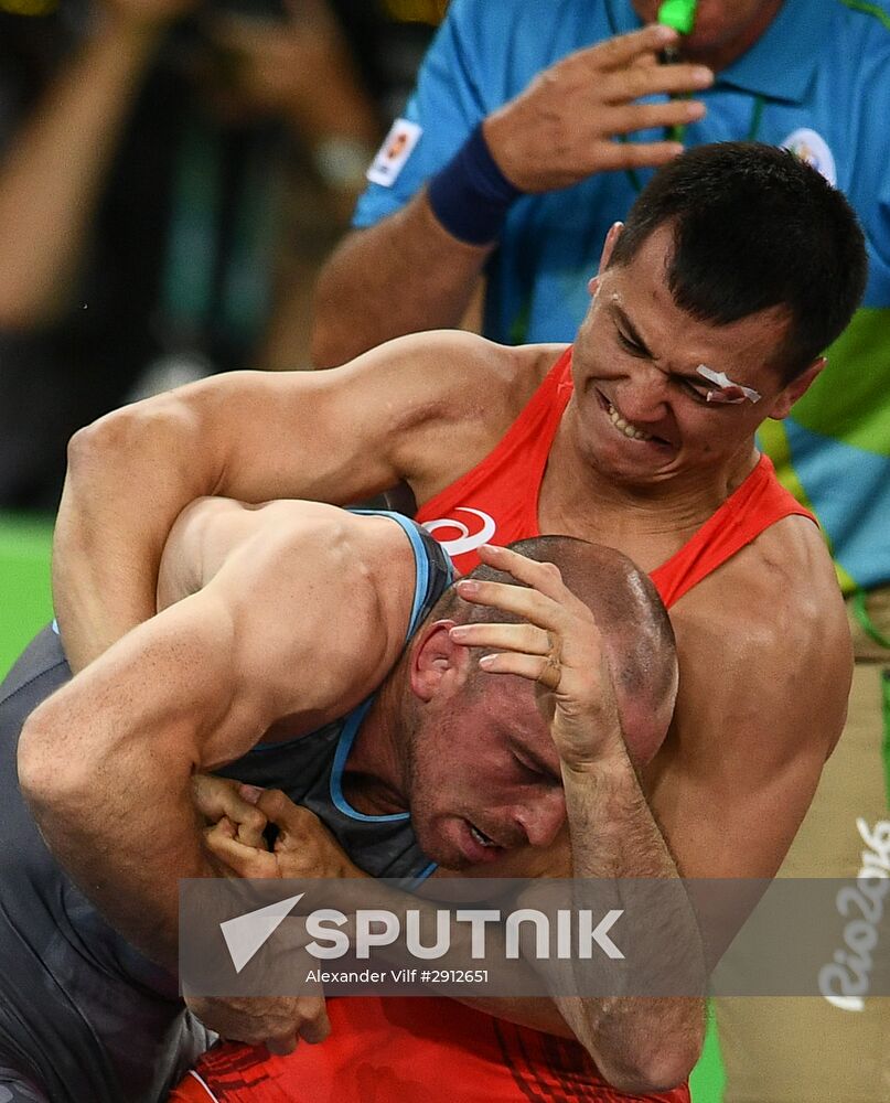 2016 Summer Olympics. Greco-Roman wrestling. Day One
