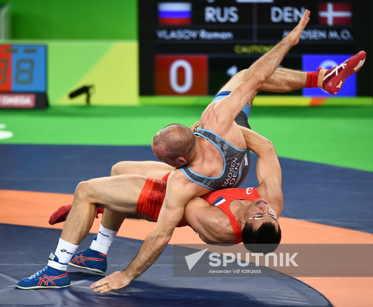 2016 Summer Olympics. Greco-Roman wrestling. Day One