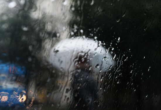 Rain in Moscow