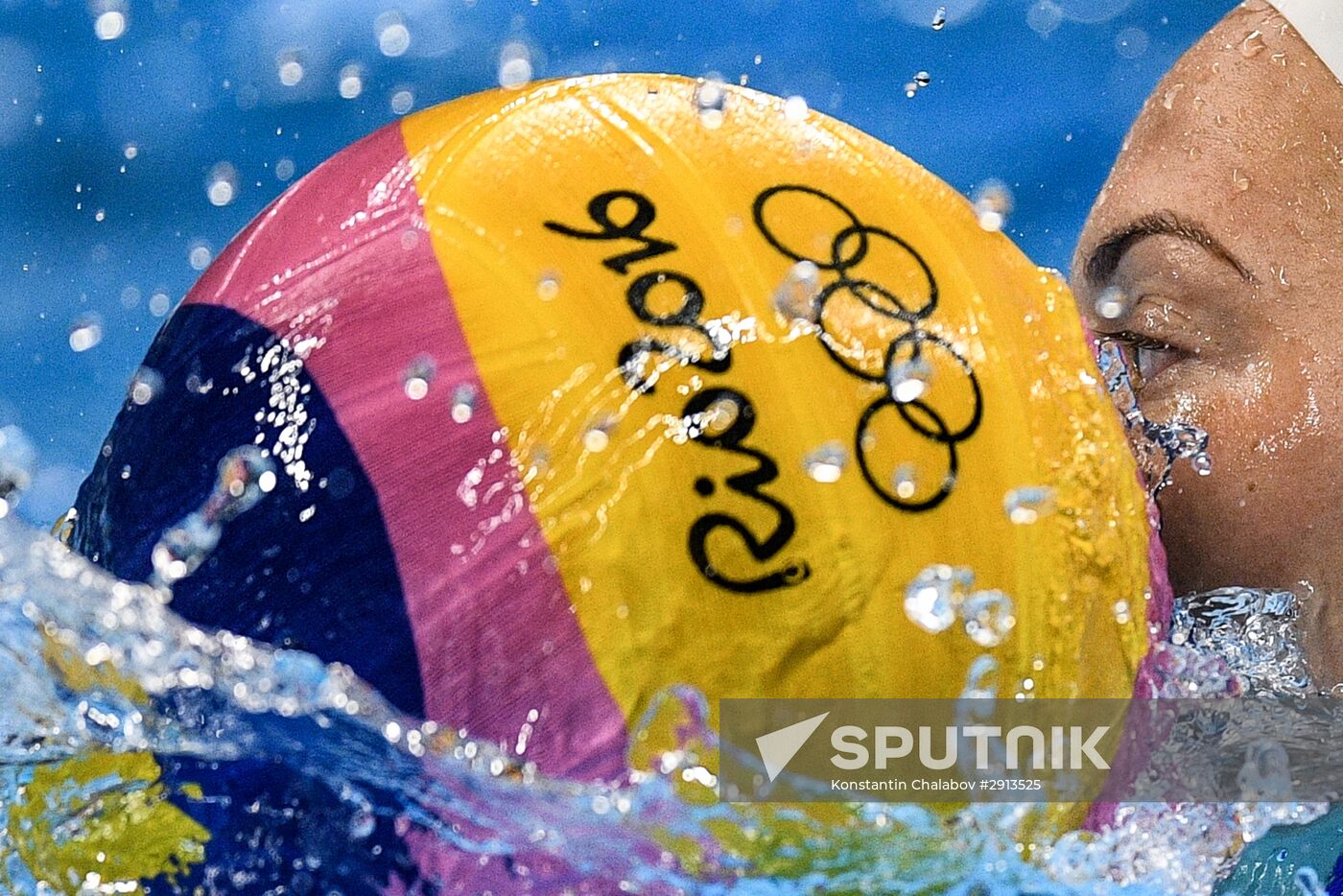 2016 Summer Olympics. Water polo. Women. Russia vs. Spain