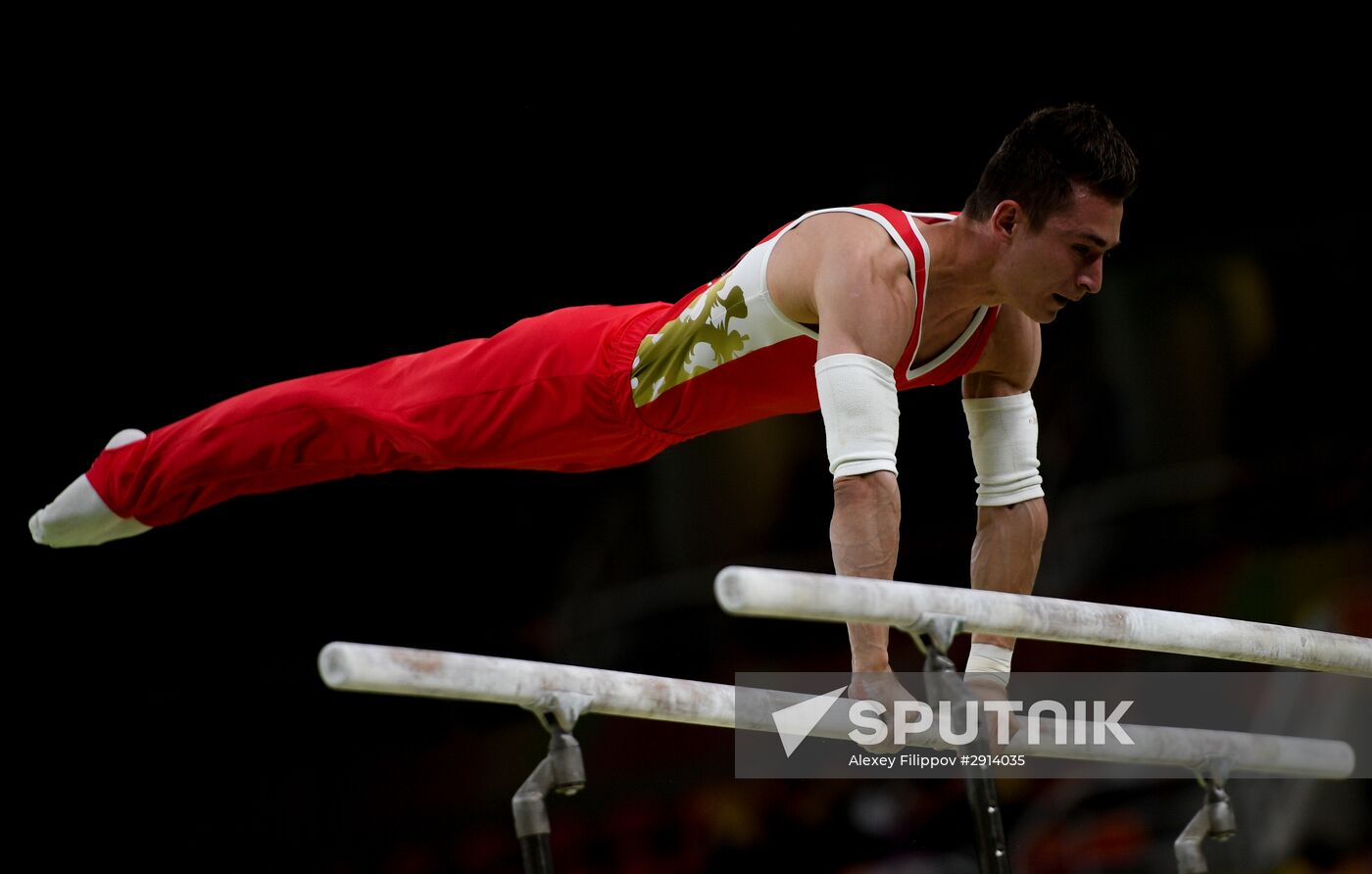 2016 Olympics. Artistics gymnastics. Men's parallel bars