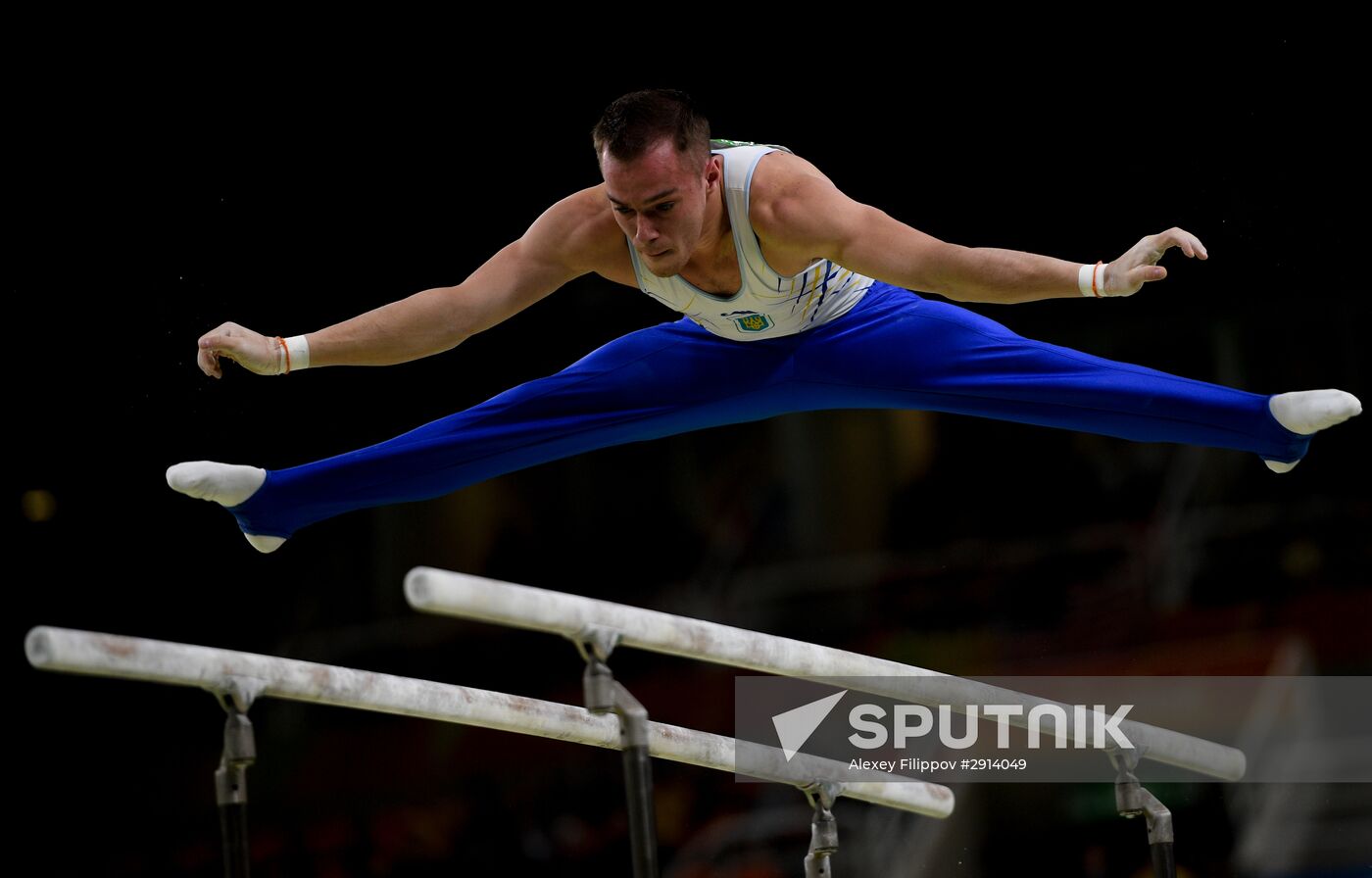 2016 Olympics. Artistics gymnastics. Men's parallel bars