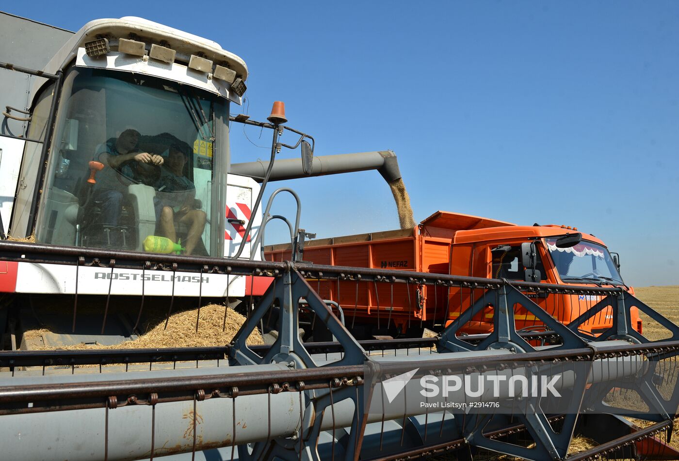 Crops harvesting in Sverdlovsk Region