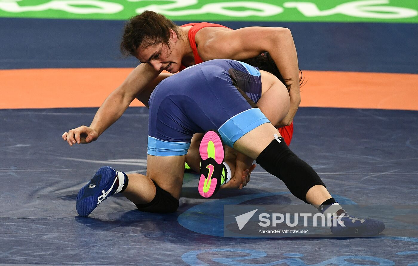2016 Summer Olympics. Freestyle wrestling. Women. Day One