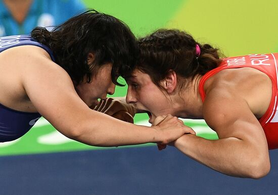 2016 Summer Olympics. Freestyle wrestling. Women. Day One