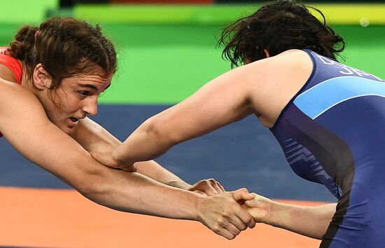 2016 Summer Olympics. Freestyle wrestling. Women. Day One