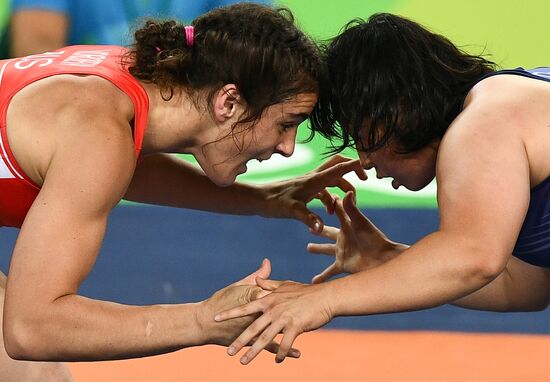 2016 Summer Olympics. Freestyle wrestling. Women. Day One