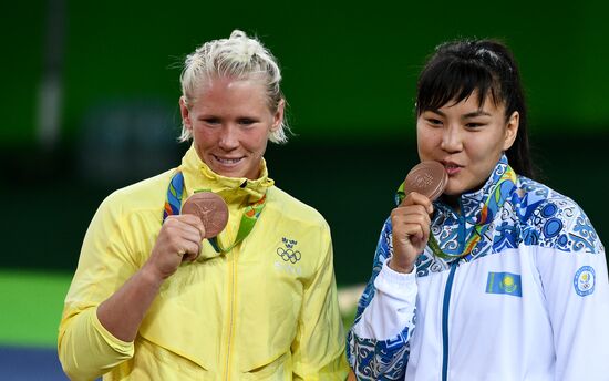 2016 Summer Olympics. Freestyle wrestling. Women. Day One
