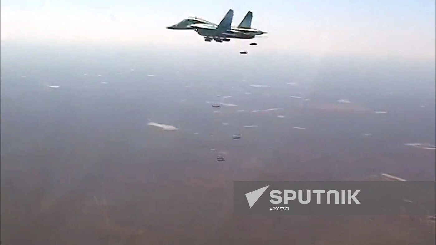 Russia's Sukhoi Su-34 Fullback tactical bombers from Hamadan air base strike ISIS sites in Syria