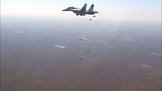 Russia's Sukhoi Su-34 Fullback tactical bombers from Hamadan air base strike ISIS sites in Syria