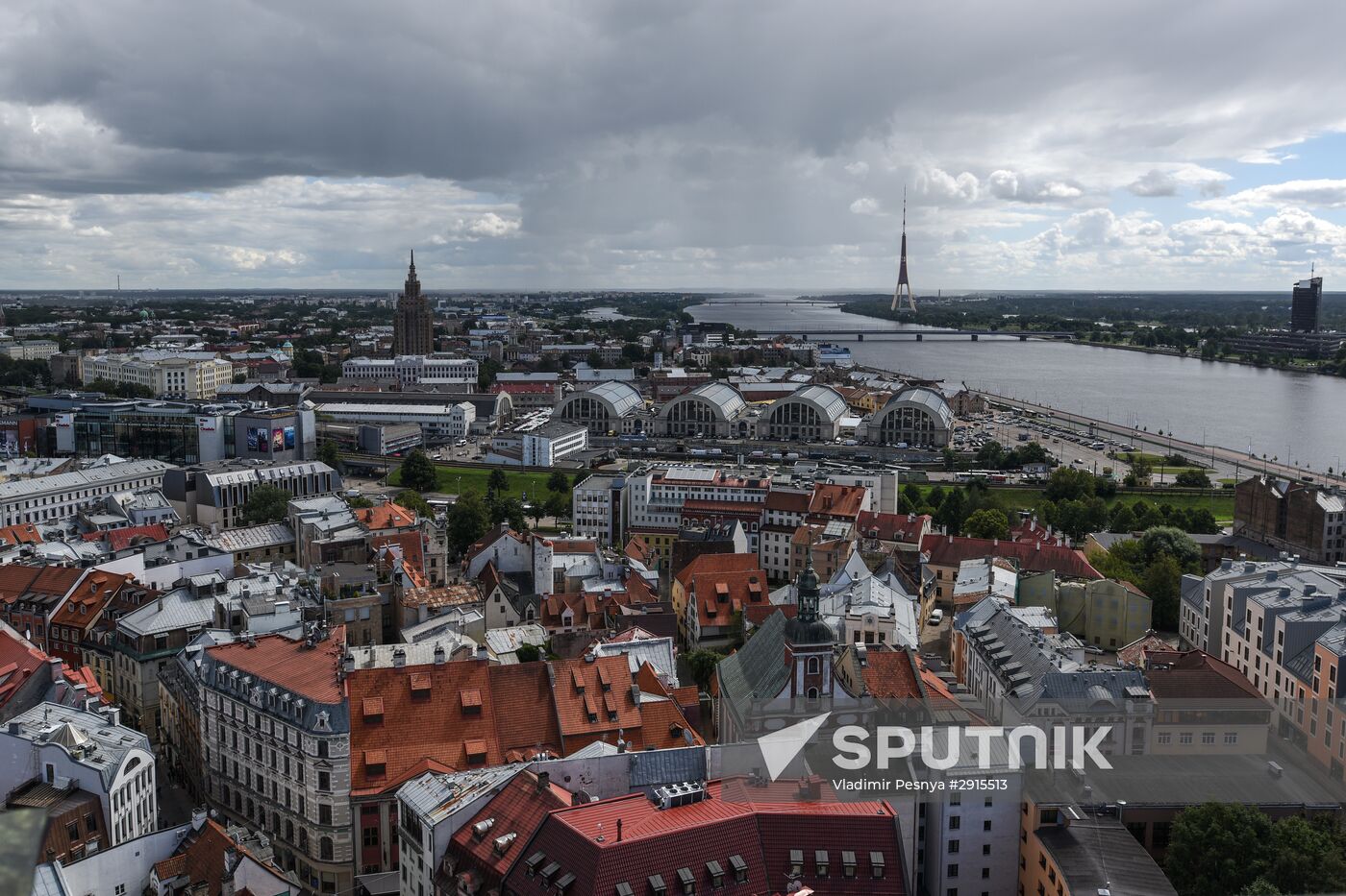 Cities of the world. Riga