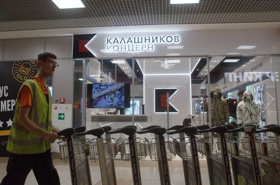 Concern Kalashnikov opens its store at Sheremetevo Airport