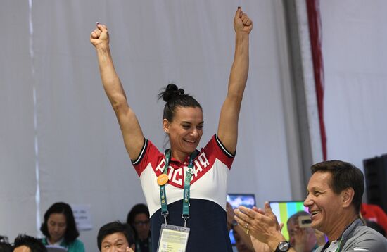 Yelena Isinbaeva