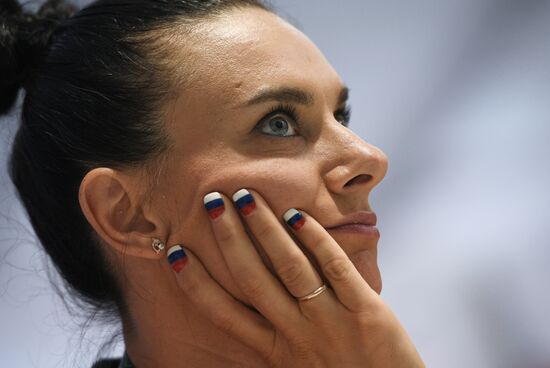 Yelena Isinbaeva