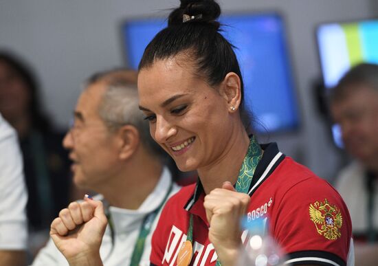 Yelena Isinbaeva elected to International Olympic Committee's Athletes' Commission