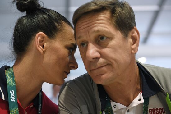 Yelena Isinbaeva elected to International Olympic Committee's Athletes' Commission