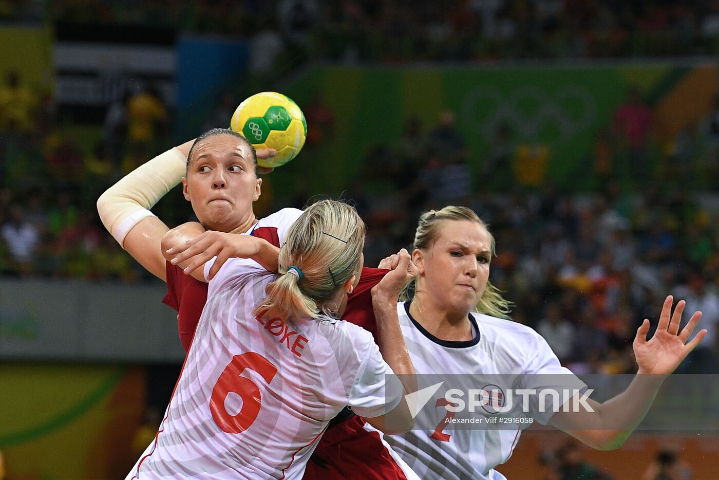 2016 Summer Olympics. Handball. Women. Norway vs. Russia